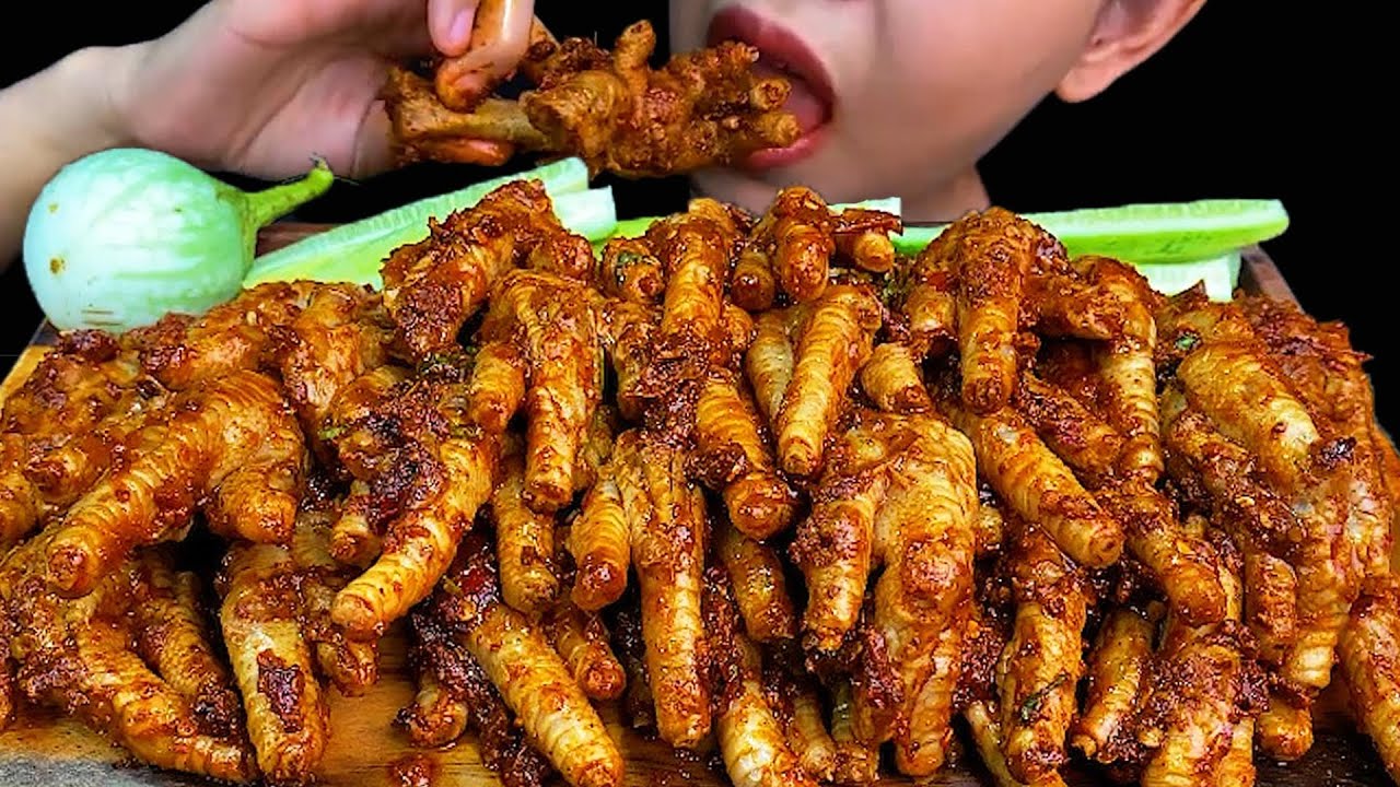 🔥🔥Mala Mukbang\\Mala Chicken Feet Salad 🥵🥵