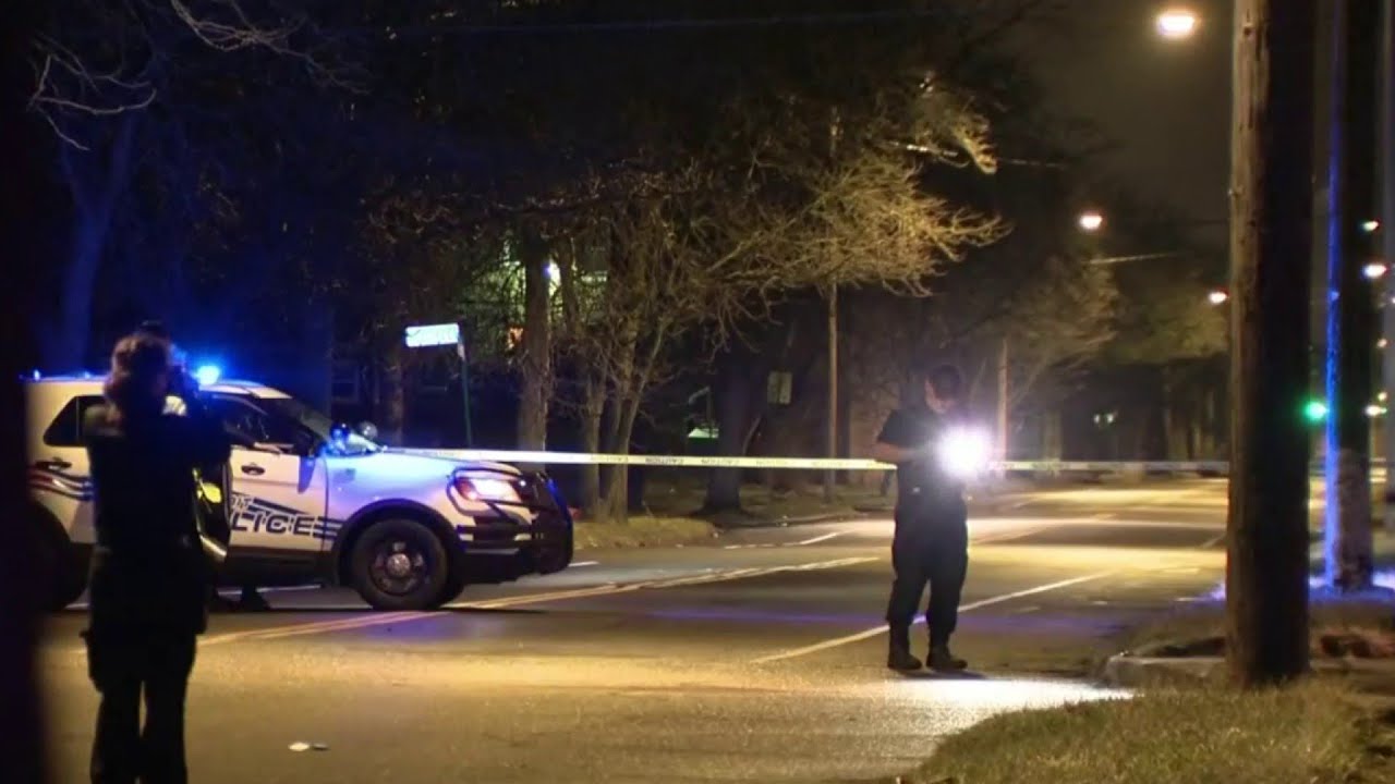 Two children critically injured in crash on Detroit's east side - YouTube