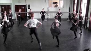 3 курс МГКИ. Молдавский танец. Педагог А.А.Скрынников