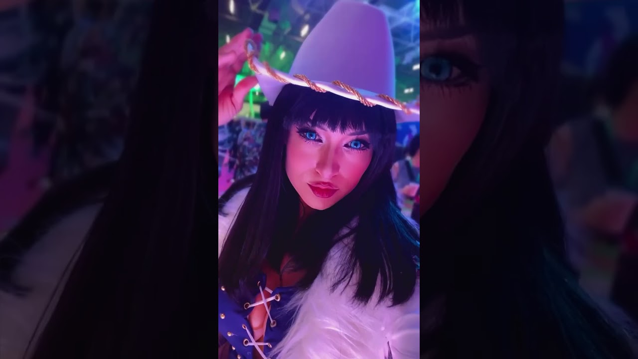 Nico Robin Cosplay - Miss All Sunday Cosplay at CCXP 2023  Brazil