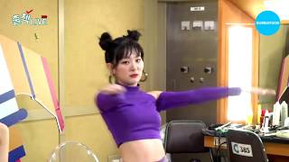 her skirt goes klink klang