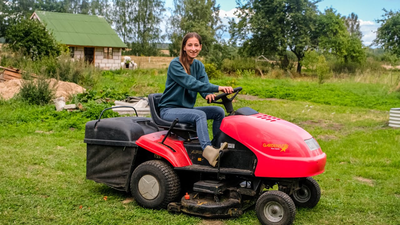 We Got A Lawn TRACTOR YouTube we-got-a-lawn-tractor-youtube