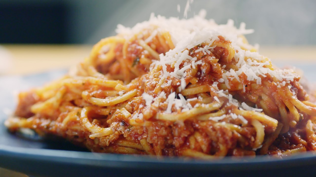 The Meatless Farm Classic Spaghetti Bolognese YouTube
