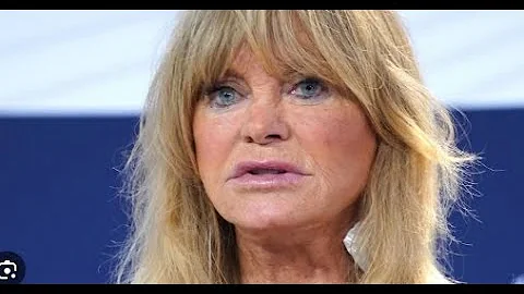 "Heartfelt Tributes & Unexpected Surprises: Goldie Hawn SHOCKS the World at Diane Keaton's Funeral!"