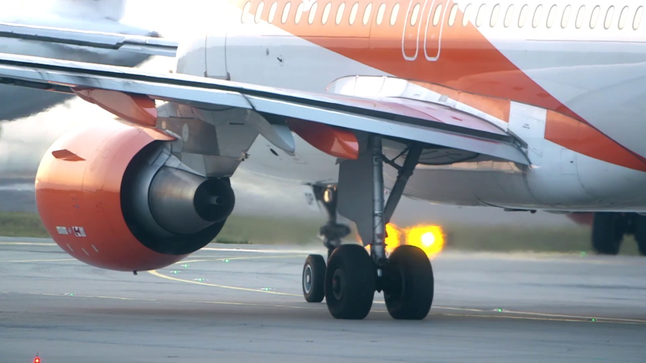Réhabilitation de la Piste 2 - Aéroport de Paris Charles de Gaulle (épisode 2)