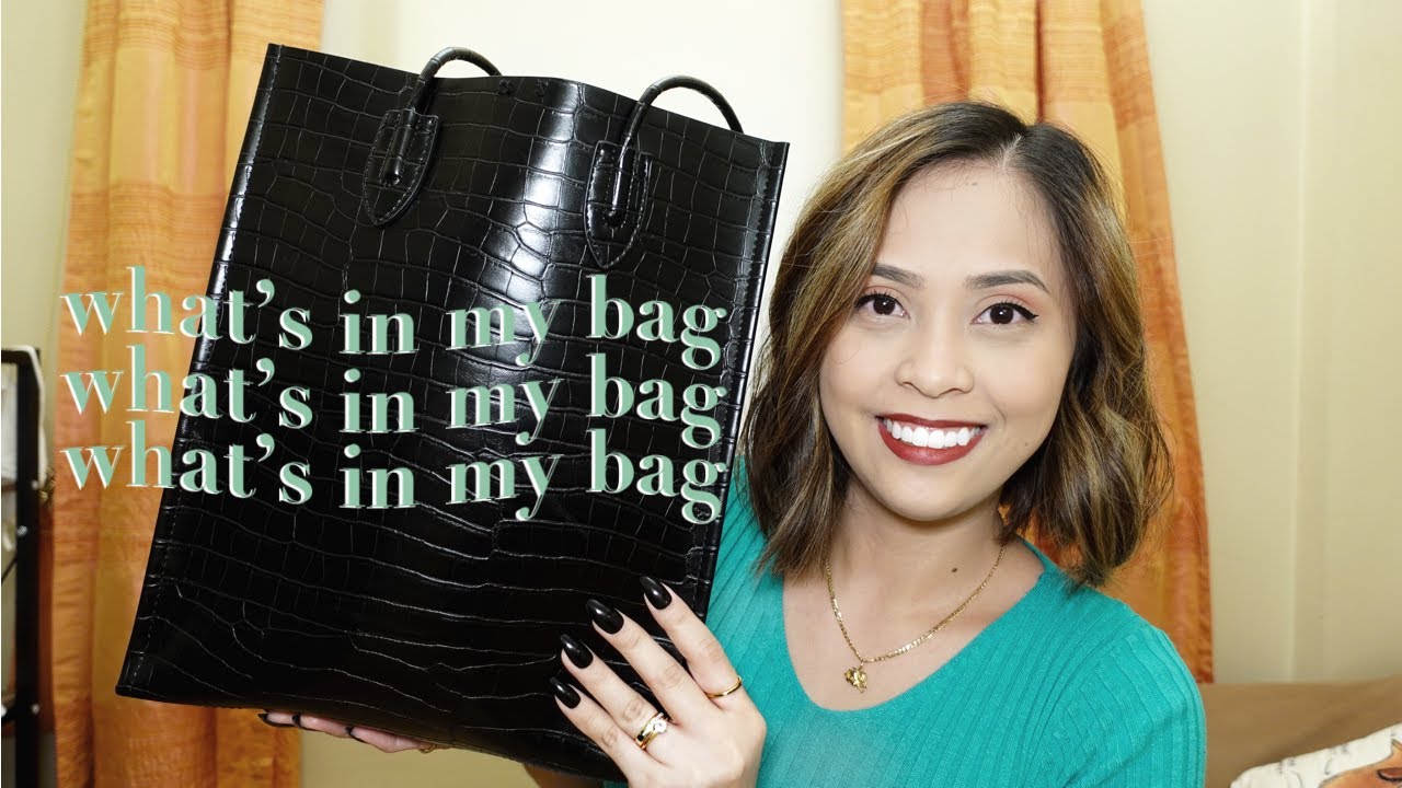What's in my bag? essentials edition AYI YouTube