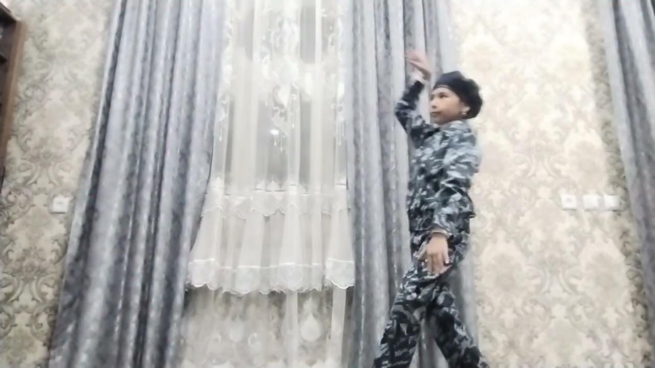  Андижон туман 53 мактаб 4-б синф укувчиси Ватан химоячилар кунига багишланади