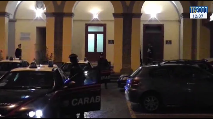 Napoli, a Villaricca maxi operazione dei Carabinie...
