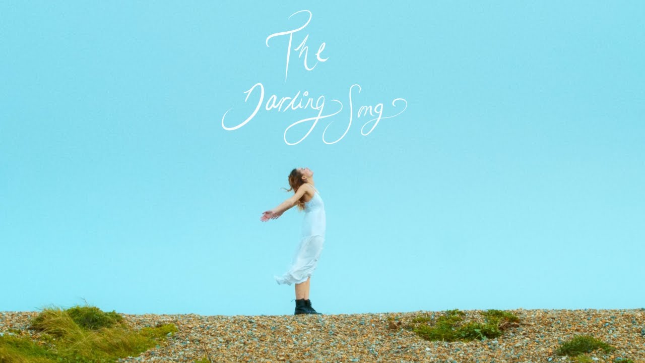 NEW MUSIC: LIV BLOORE MAKES A STRIKING DEBUT WITH“THE DARLING SONG” — A HAUNTING ODE TO LOVE AND LONGING