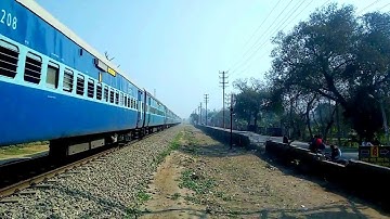 11057 CSTM - ASR Express in Raw MPS blasts Patiala Cantt!