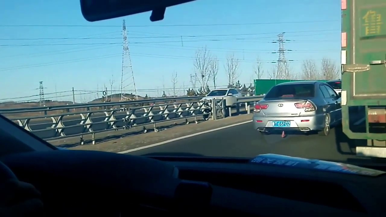 inflatable world 10 cars collided on the highway