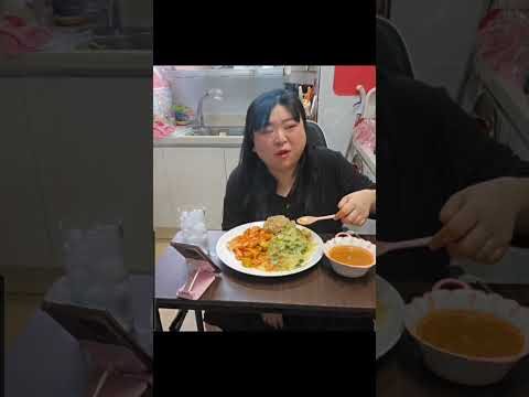복부인 미나리전 오이무침 청국장 <strong>계란토스트</strong> 먹방 긴영상은 화면에 제목플래이 누르시면됩니다 #shorts