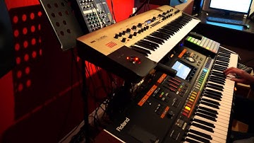 Jam over a custom Analog Four sequence