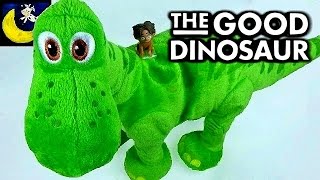 The Good Dinosaur Toys! Disney's Walking and Talking Arlo Plush Toy Review! screenshot 4