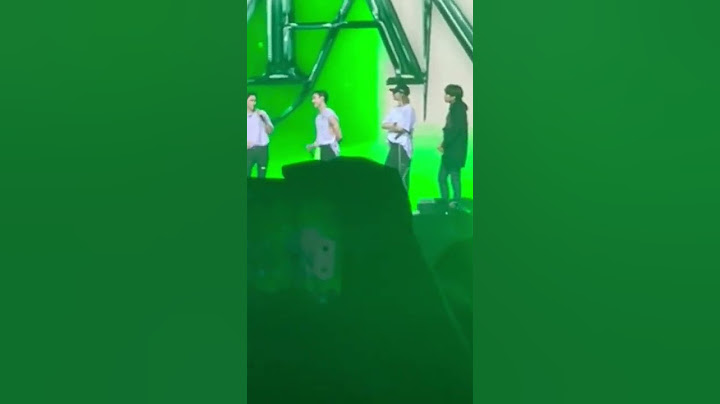 CHAN: Felix, you ok? Please don't cry  ||  FELIX:  It's ✨️phlegm✨️