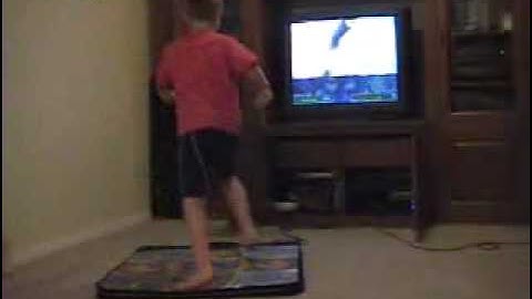 6 Year Old DDR Freak