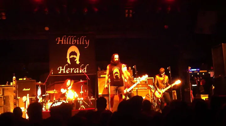 Hillbilly Harold ( Hampton Beach - NH )