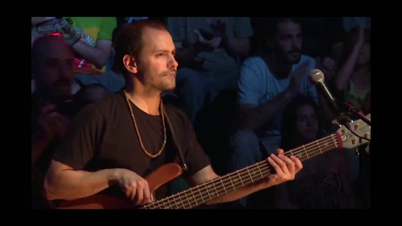 Arbolito -  Sariri (en vivo) - DVD