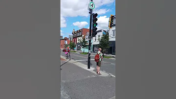 7 21 25 MONTREAL CORNER PINE AVENUE RUE ST LAURENT 