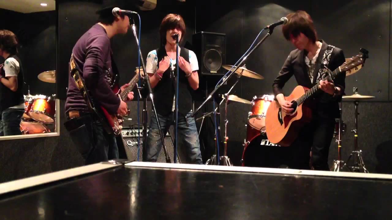 Watch 生命賛歌 優しい靴音(in studio)2/5 on YouTube Watch 生命賛歌 優しい靴音(in studio)2/5 on YouTube