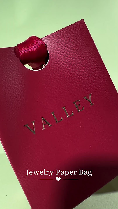 This Red Paper Bag Screams Luxury 🔥👜