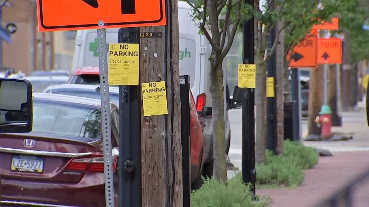 古着屋　ON ROADWAY & NO PARKING Business owners shocked to see 'No Parking' signs placed along