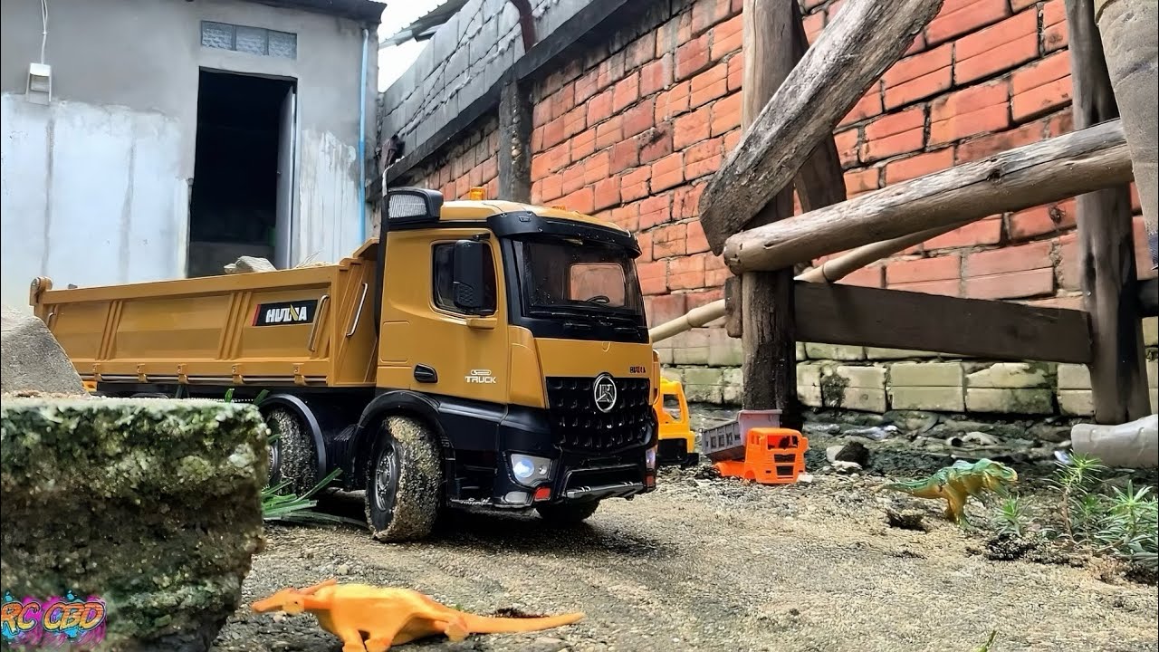 RC DUMP TRUCK 25.5T RC HULNA RC 2.5GHz