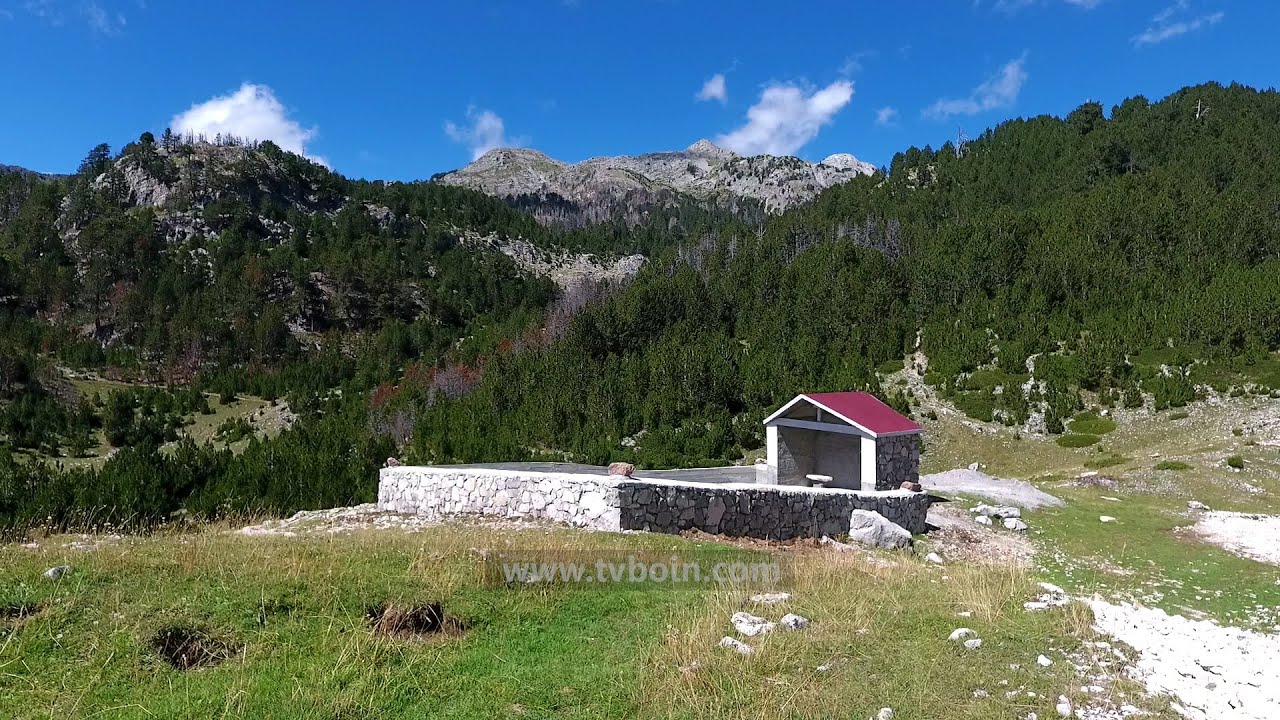 AKTUALE - Punimi i varrezave në Koshticë