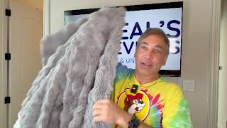Super Soft Comforter Blanket Review & Unboxing  - 4K screenshot 5