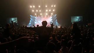 Catfish and the Bottleman - Hourglass @ Wembley Arena 15/11/2016