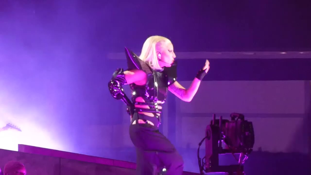 "911 & Sour Candy & Telephone & LoveGame" Lady GagaHersheypark PA