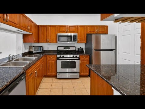 12937 CENTRE PARK Circle, Herndon, VA home video tour