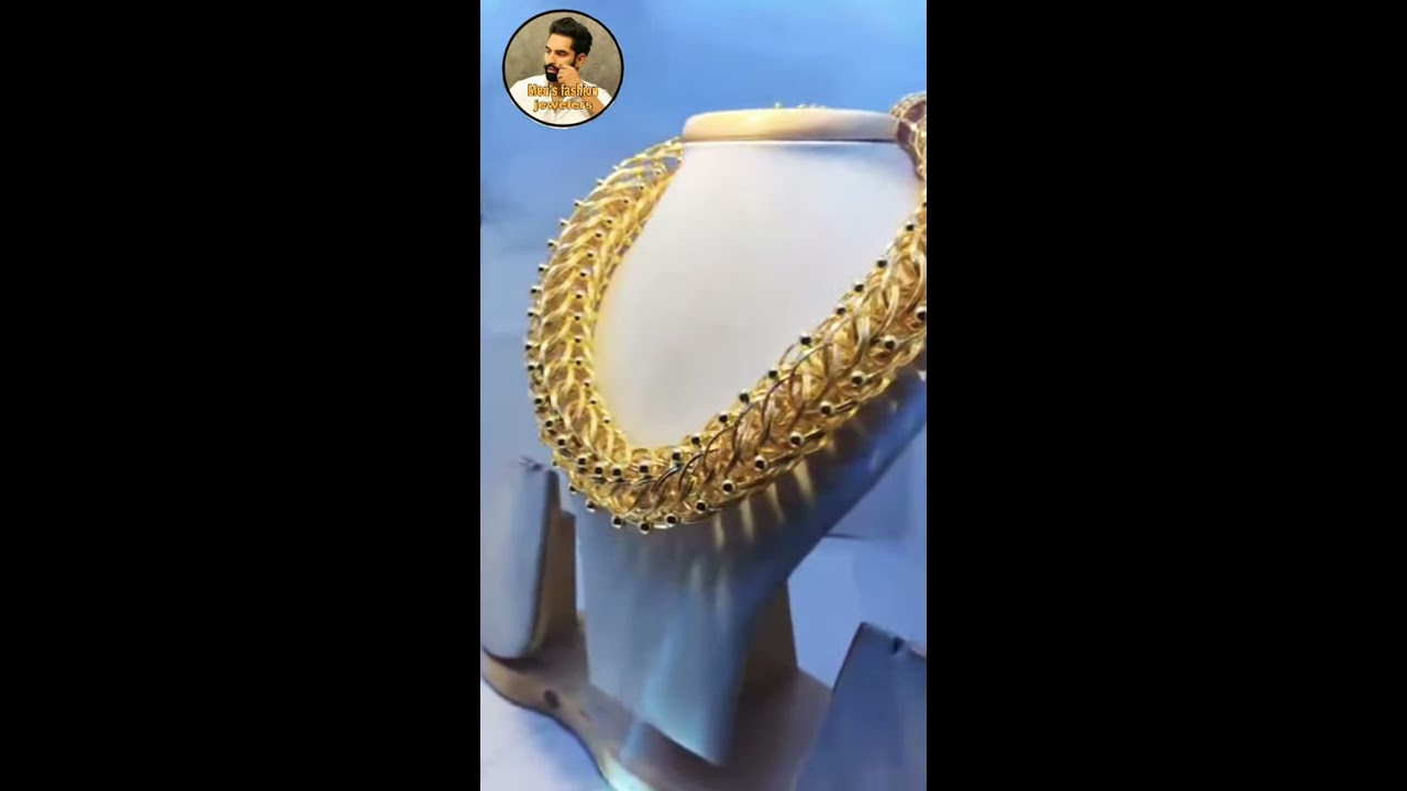 Hindustani Bhau gold chain 