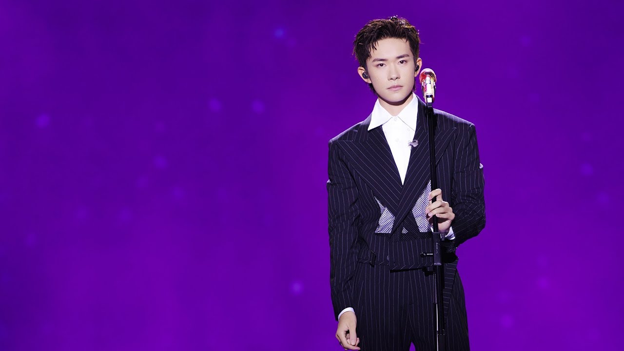 【纯享】易烊千玺Jackson Yee《Don't Tie Me Down》震撼开唱，潮流盛典大幕拉开 YouTube