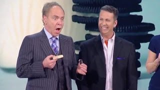 Penn &amp; Teller fooled by a cookie