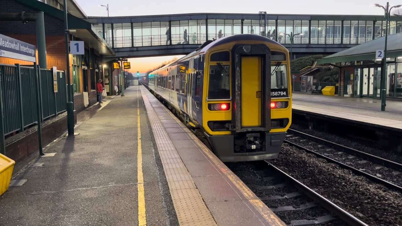 Trains at Meadowhall 14th January 2022