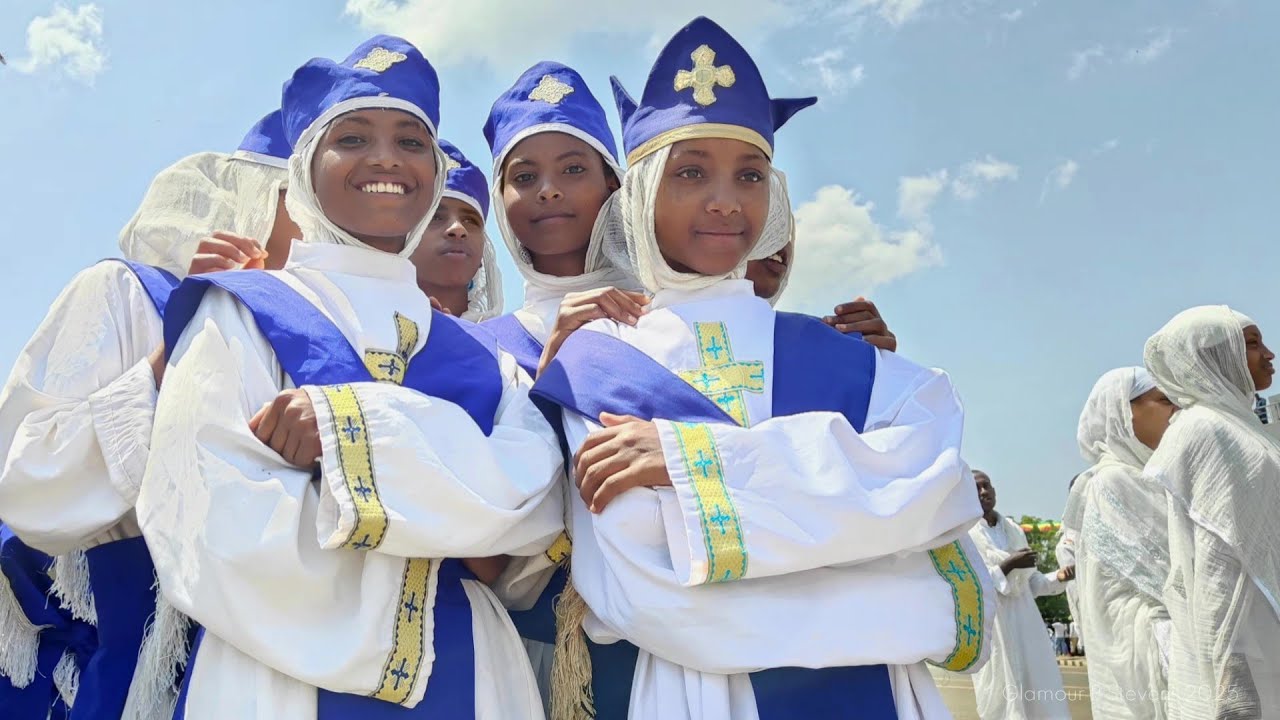 gondar - Glamour P Stevens