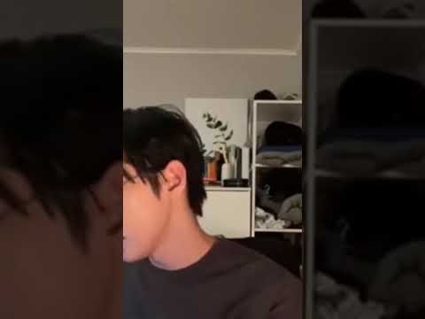 [NCT/도영] 목소리 완전 쏘스윗해서 귀에 꿀이 떨이진다