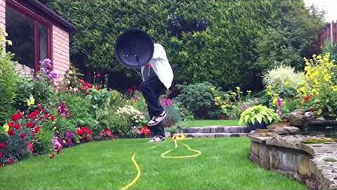 Bouncy ball spud gun