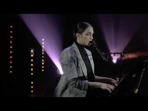 מארינה מקסימיליאן באלאנס בהיכל התרבות בוער בי השינוי 