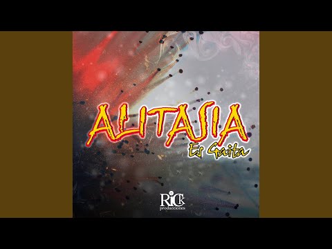 Watch the video for Mi pequeña vida