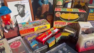 Golden Nugget Flea 26