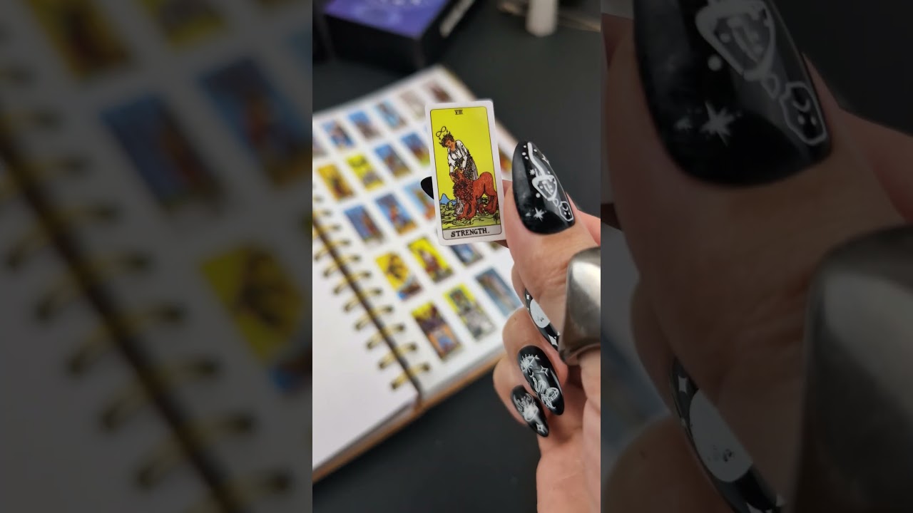 Unlock the power of your inner strength with our Tarot Journal! 