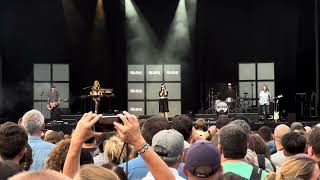 Hoshi - Mauvais rêve @ Beauregard 2025