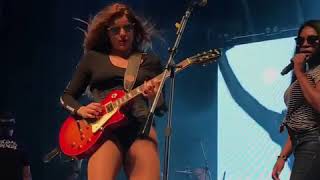 Fantine ROUGE ensaio com solo de Guitarra show Rouge em BH (Blá blá blá)