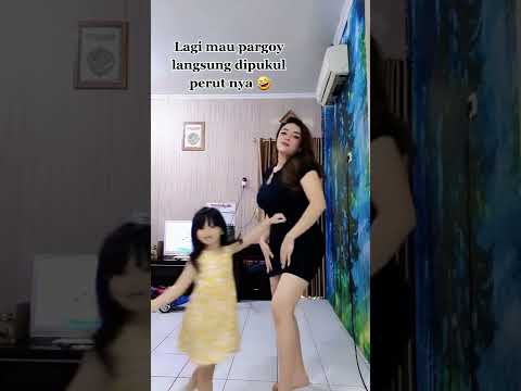 goyang ebot tante Tiktok viral gemoy Bigo Live hot