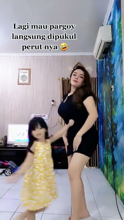 goyang ebot tante Tiktok viral gemoy Bigo Live hot