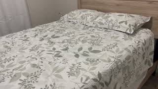 Bedsure Queen Comforter Set   White & Green Floral Comforter, 3 Piece Cute Botanical Bed Set Review