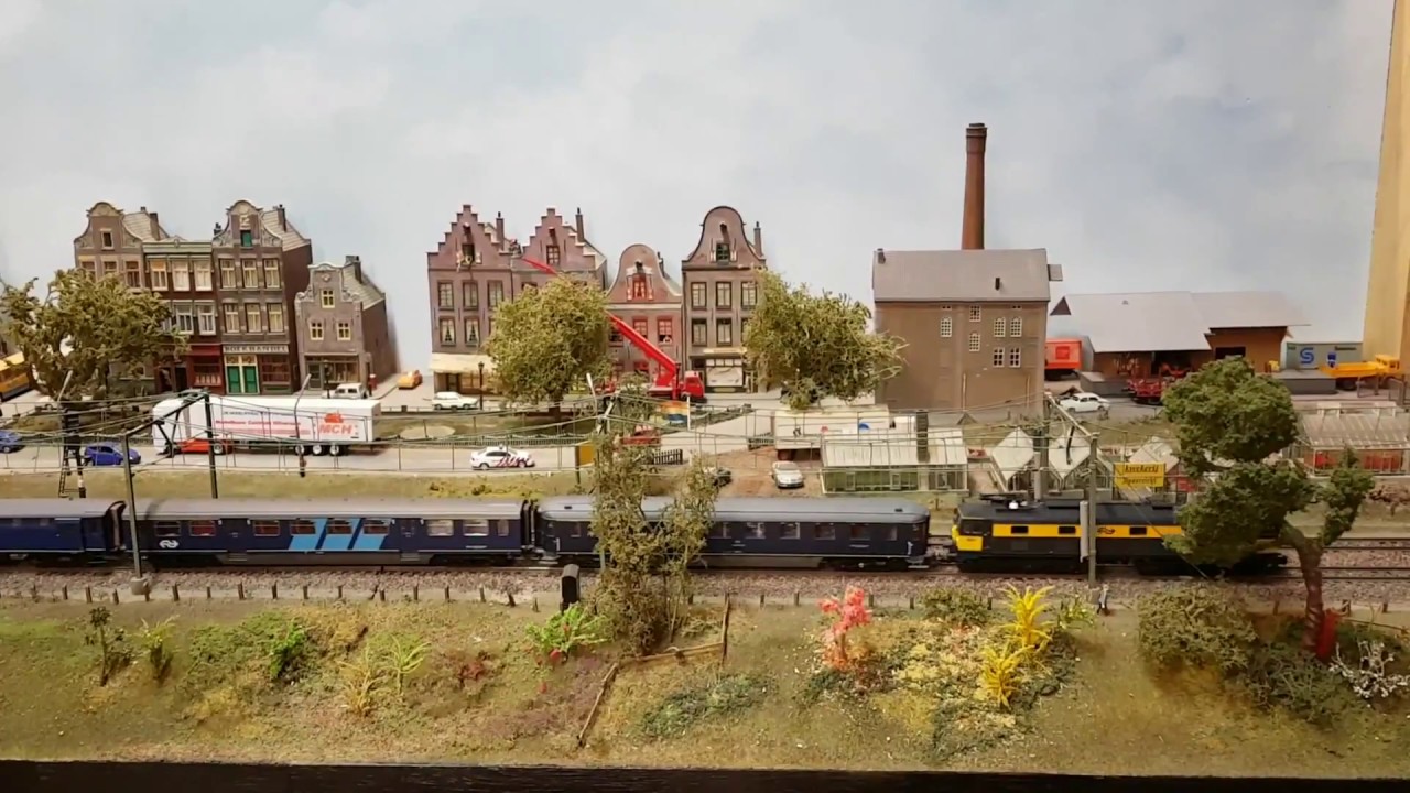 NS 1501 met de trein naar Keulen - YouTube