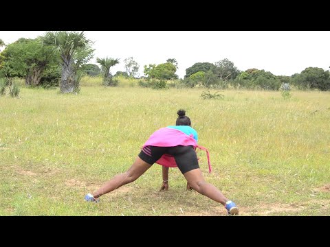 WACHEZAJI WA KIKE WA NYIMBO ZA KISUKUMA MUZIKI GIRLS DANCERS IN SUKUMA MUSIC